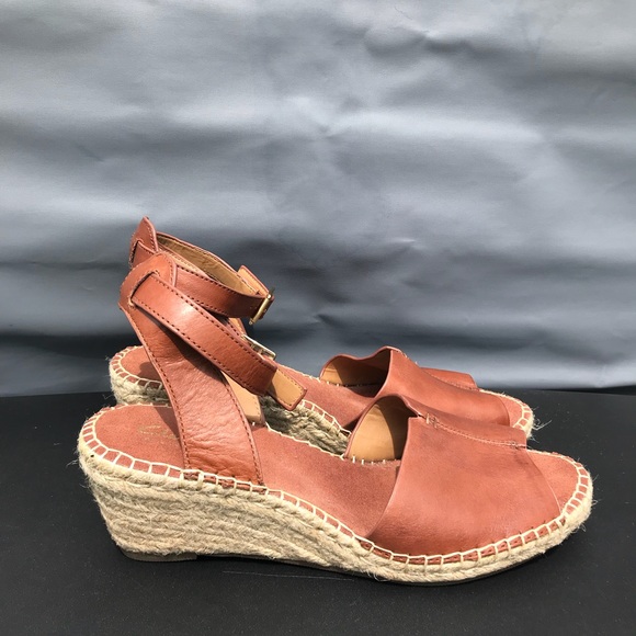 clarks espadrille wedge sandals